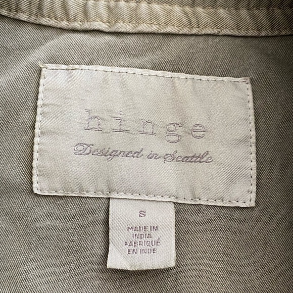 Women’s Hinge Designed in Seattle Small Green Zip Up & Button Up Jacket - Picture 4 of 5